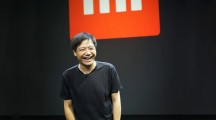 雷军：我如何看待老罗的成名语“彪悍的人生”与“漂亮的不像实力派”